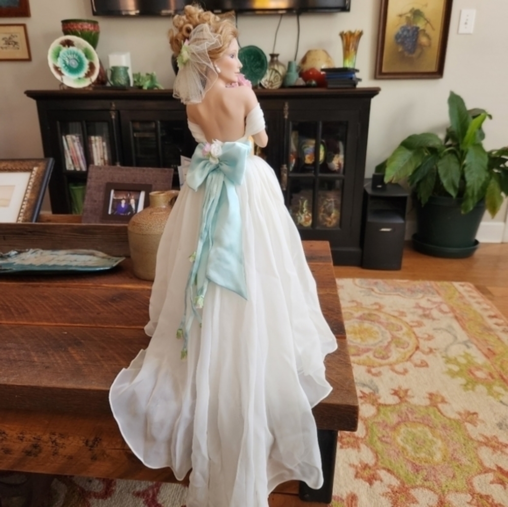 Sandra Biloitti Ashton Blake Galleries SUMMER DREAM BRIDE